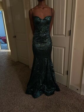 Windsor | Dresses | Kinsley Formal Sequin Mermaid Dress From Windsor Wore Once No Damages | Poshmark Windsor | Dresses | Kinsley Formal Sequin Mermaid Dress From Windsor Wore Once No Damages | Poshmark